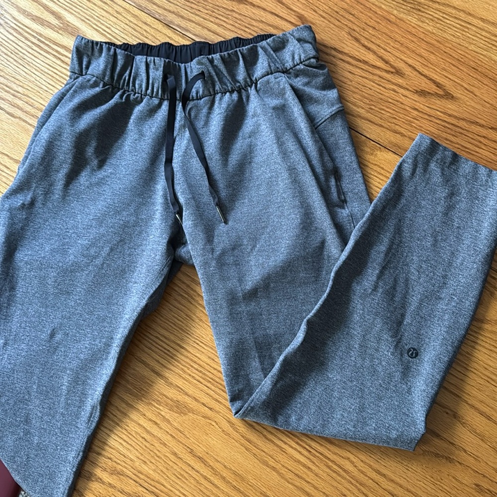 Lululemon joggers. Size 4.